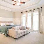 Classic City Retreat Five Points Golf Athens Walk